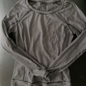 LuluLemon Long Sleeve Top